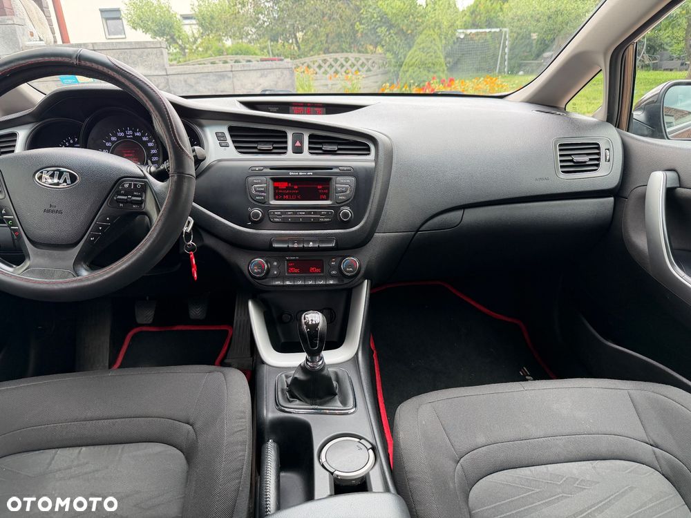 Kia Ceed 1.6 GDI XL - 6