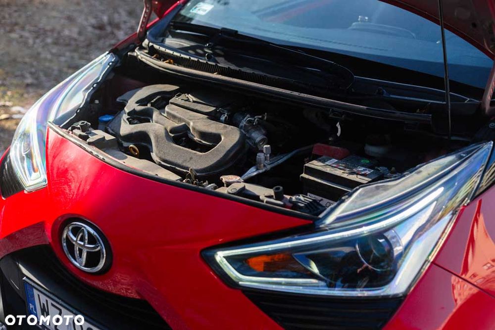 Toyota Aygo x-play connect - 24