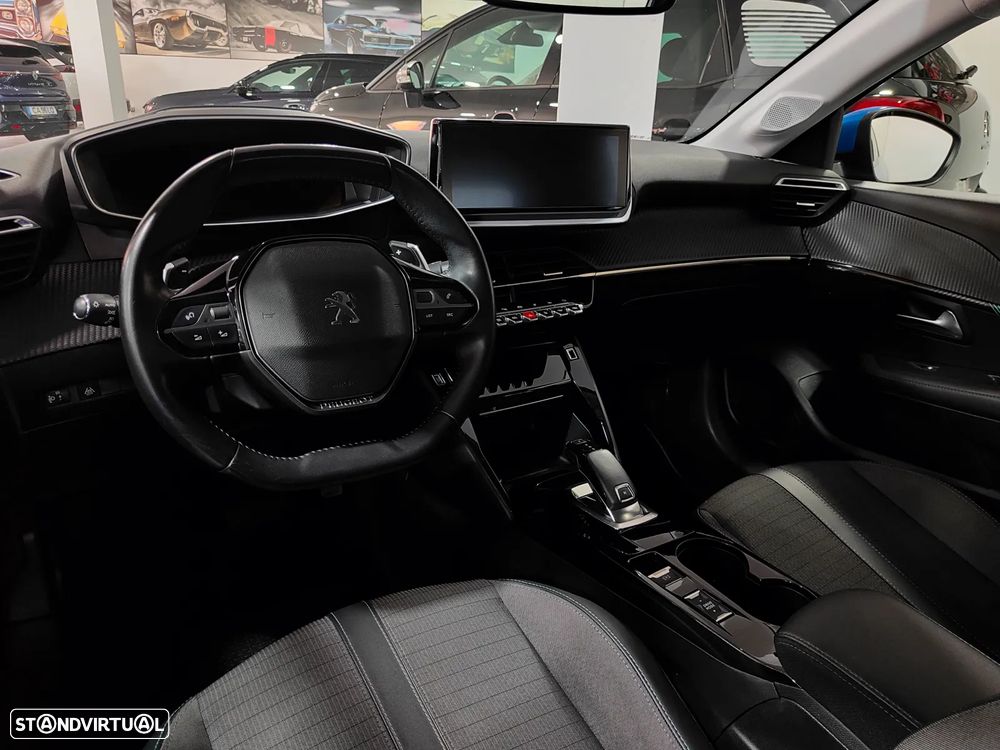 Peugeot 208 1.2 PureTech Allure EAT8 - 38