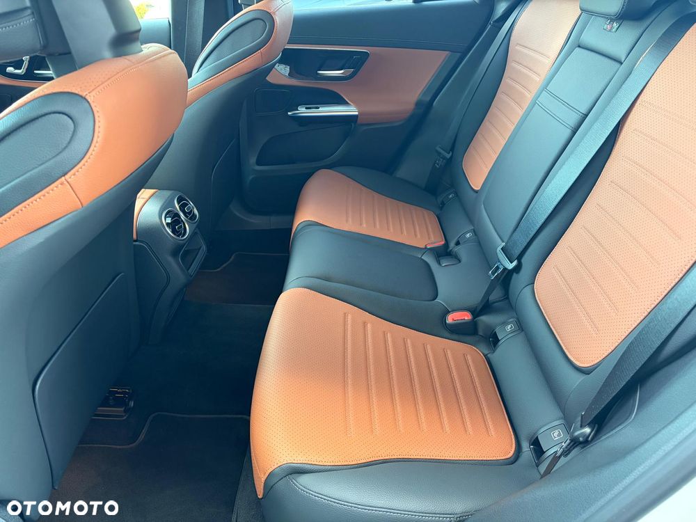 Mercedes-Benz GLC 200 mHEV 4-Matic AMG Line - 17