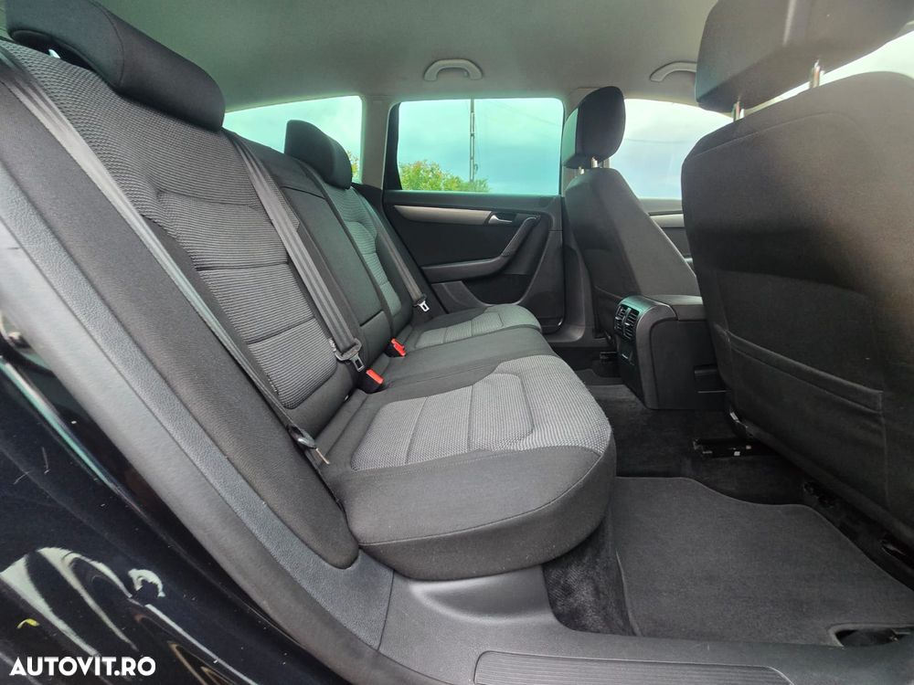 Volkswagen Passat Variant 2.0 TDI DPF Comfortline - 9