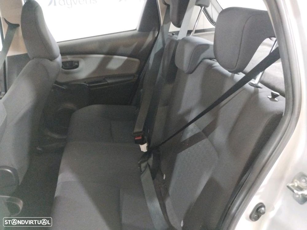 Toyota Yaris 1.4 D-4D ACtive+AC - 10