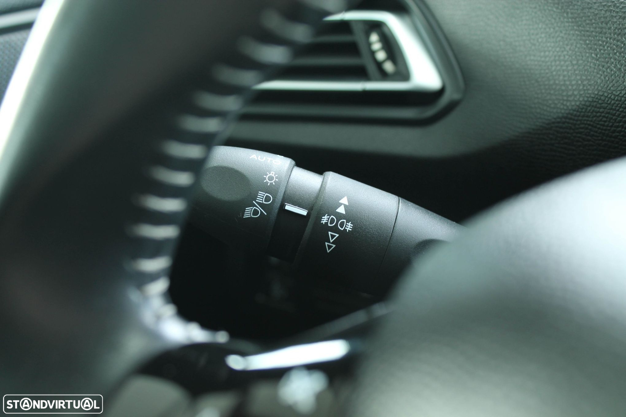 Peugeot 308 SW 1.5 BlueHDi Style - 25