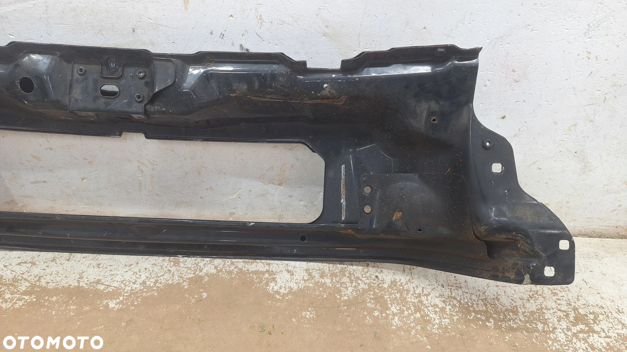 PAS PRZEDNI IVECO DAILY IV 2014 - 12