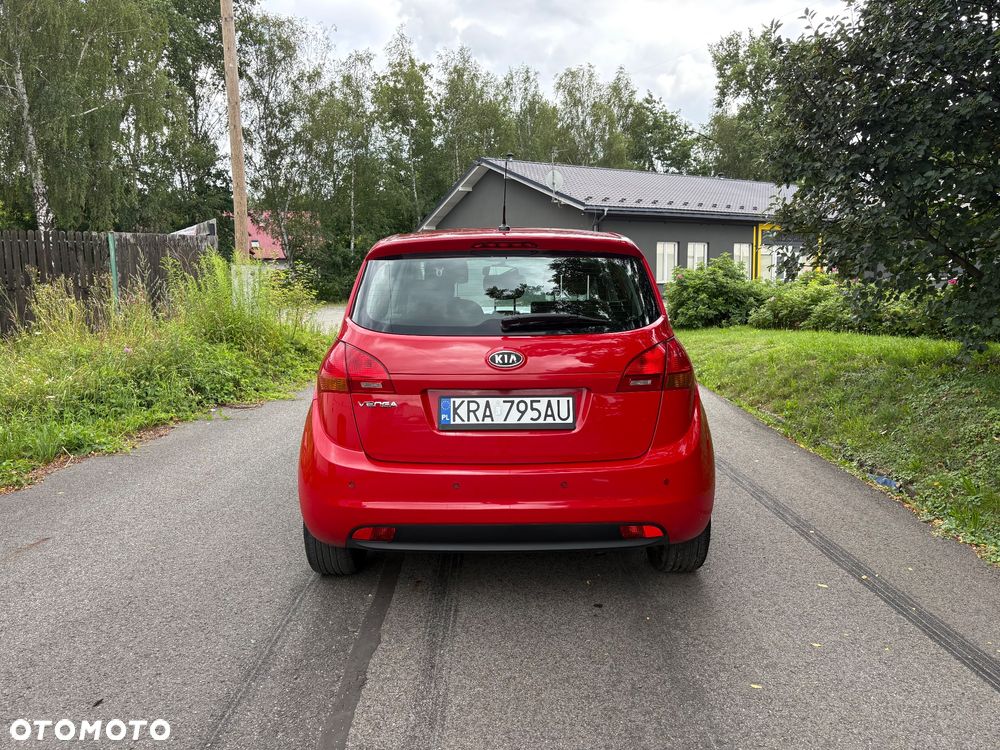 Kia Venga 1.4 M - 13