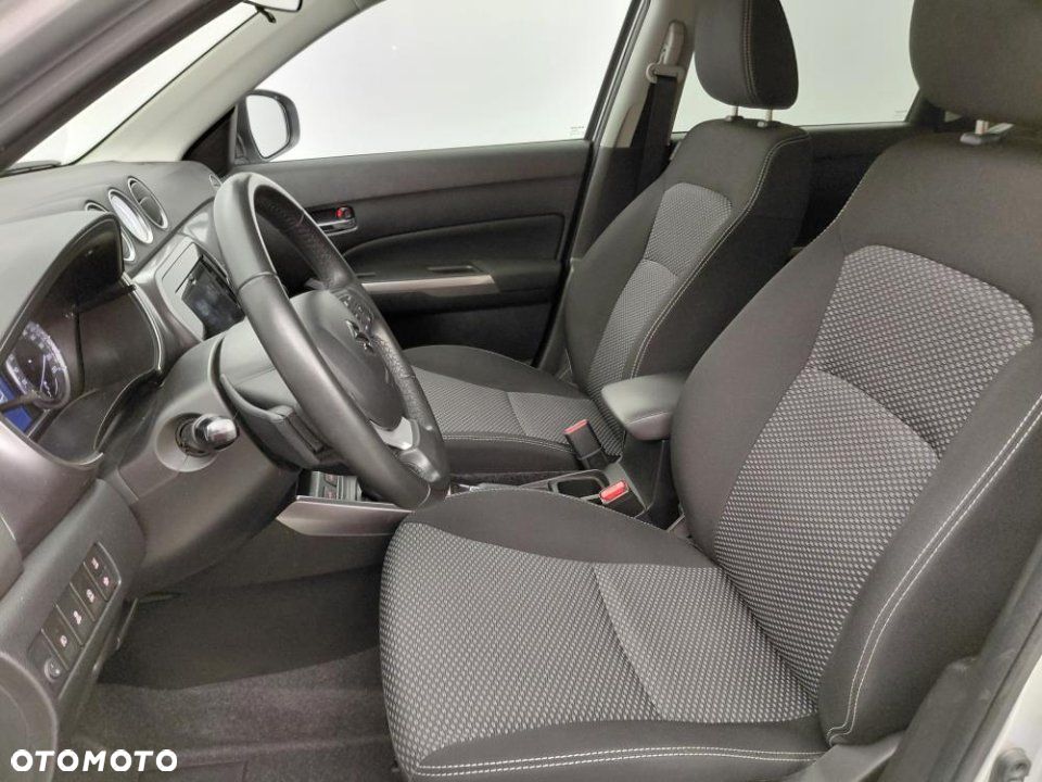 Suzuki Vitara - 12