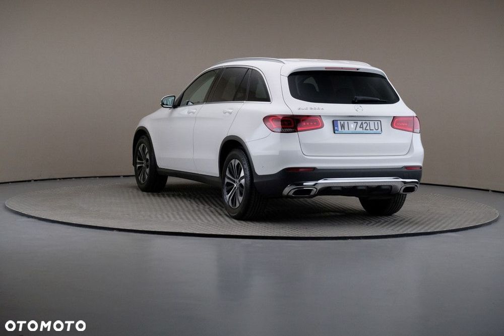 Mercedes-Benz GLC - 2