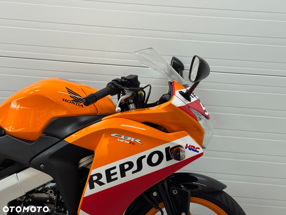 Honda CBR - 8