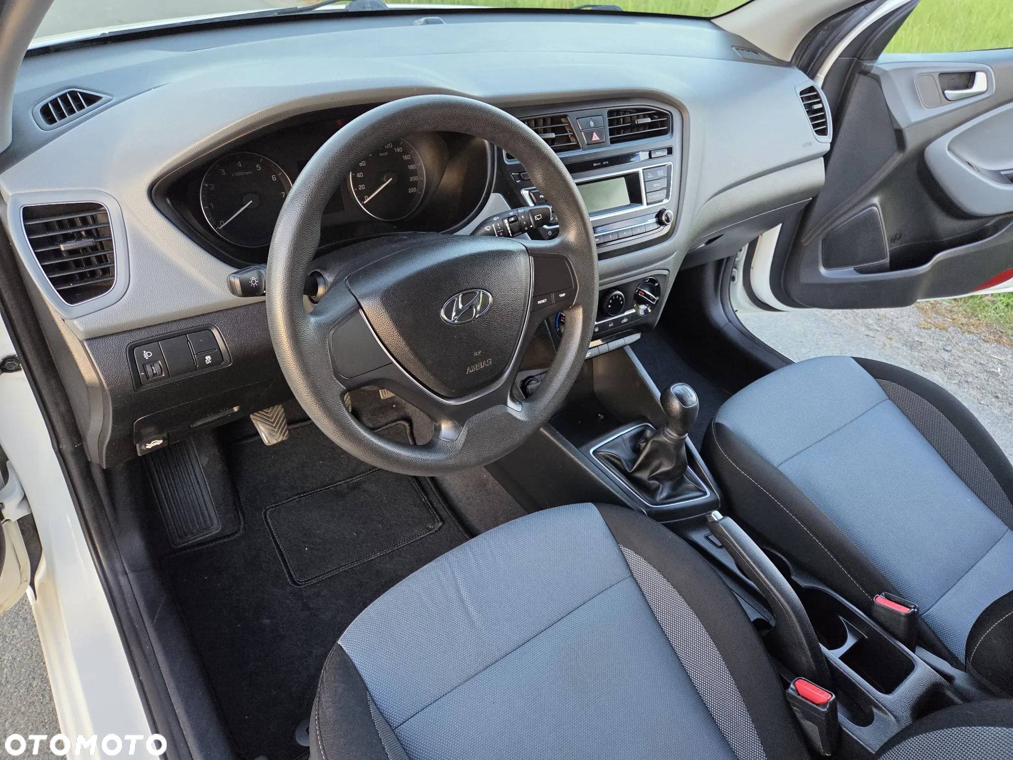 Hyundai i20 1.2 - 11