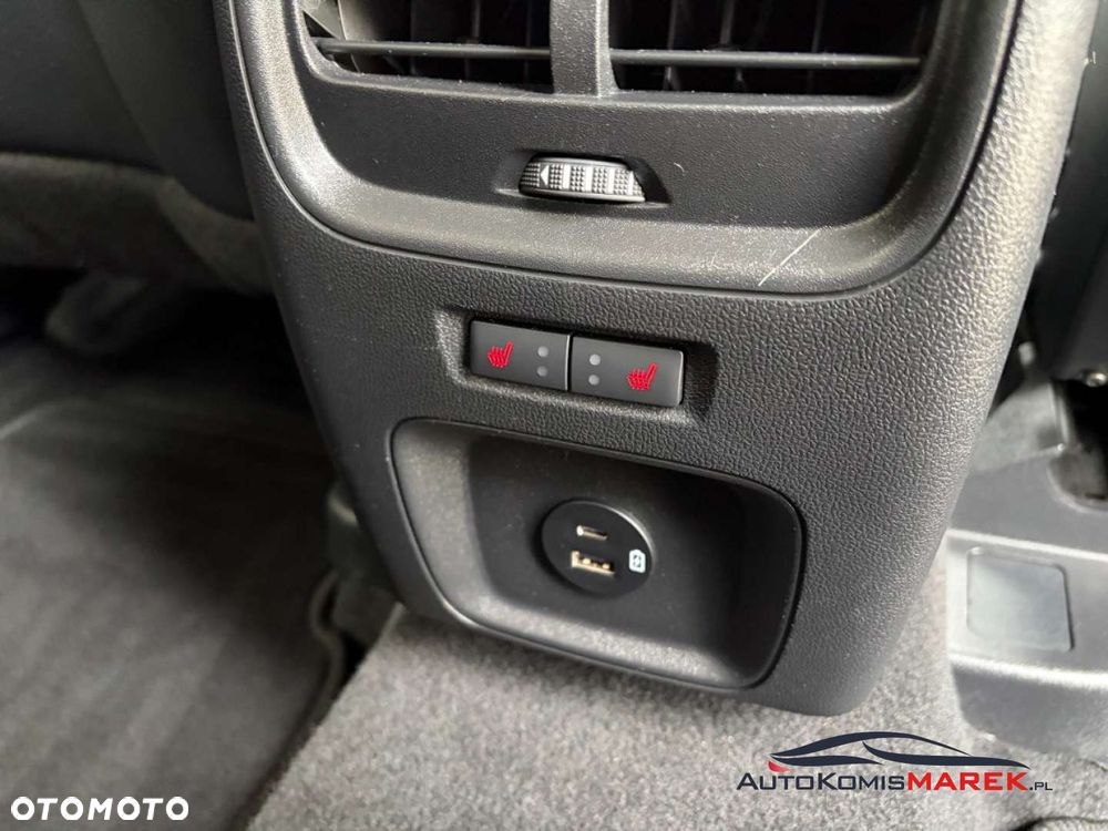 Ford Kuga 1.5 EcoBlue TITANIUM - 31