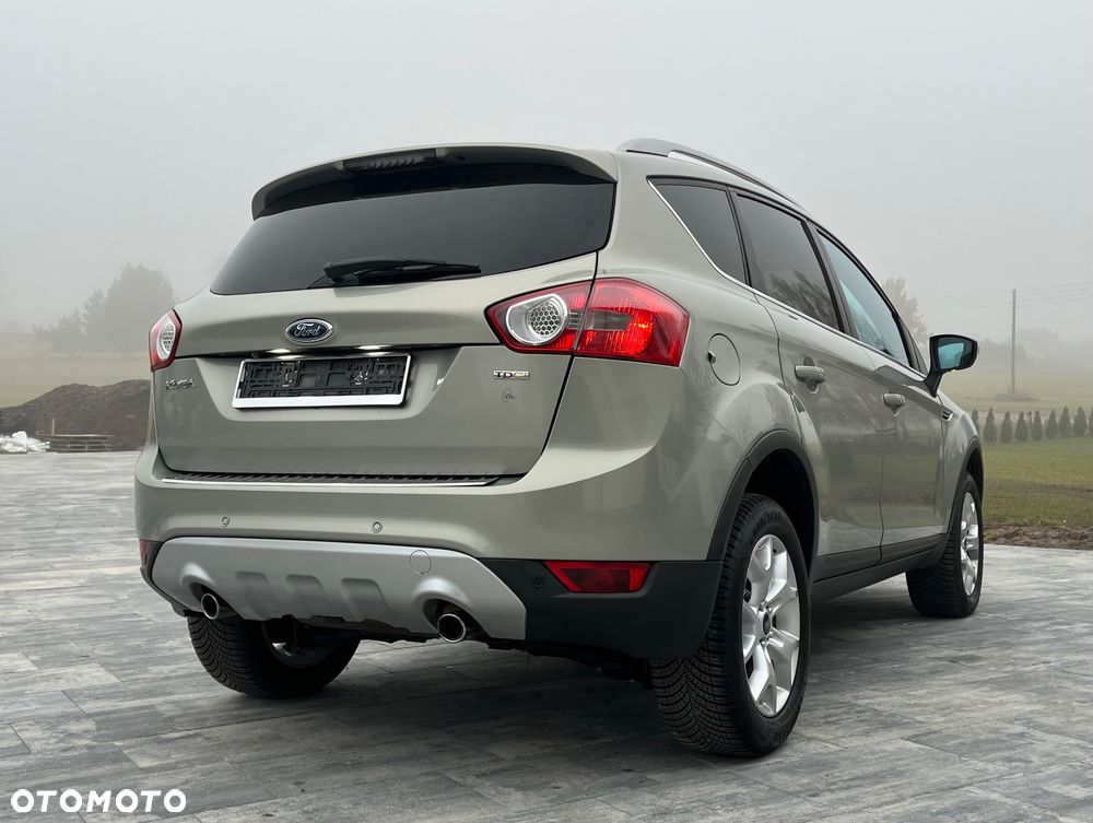 Ford Kuga 2.0 TDCi Titanium - 18