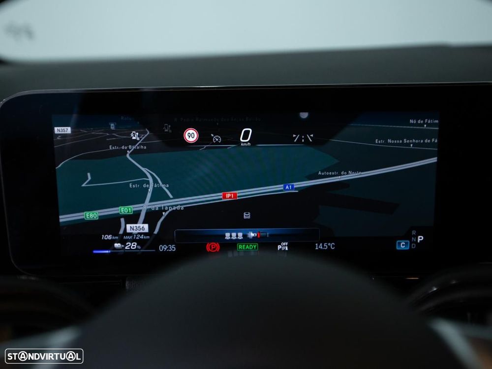 Mercedes-Benz EQA 300 4Matic - 19