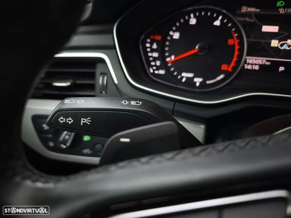 Audi A4 Avant 30 TDI Advanced S tronic - 26