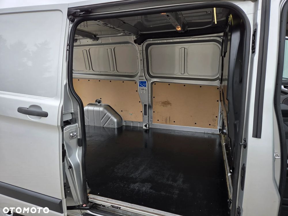 Ford Transit Custom - 21