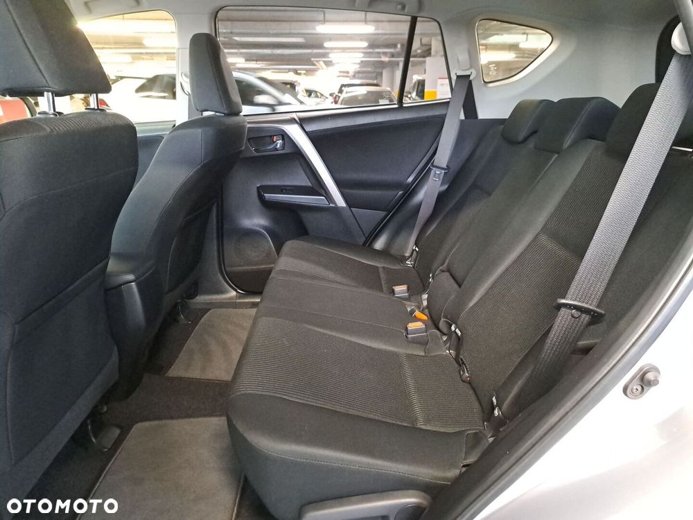 Toyota RAV4 2.0 Active 4x4 - 13