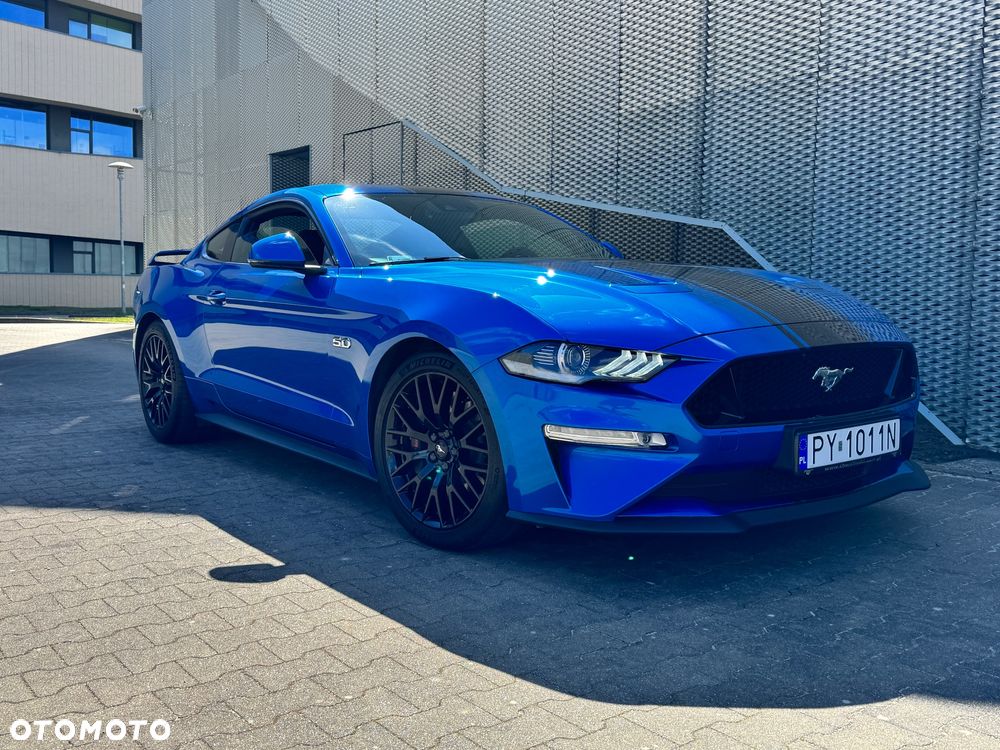 Ford Mustang - 4