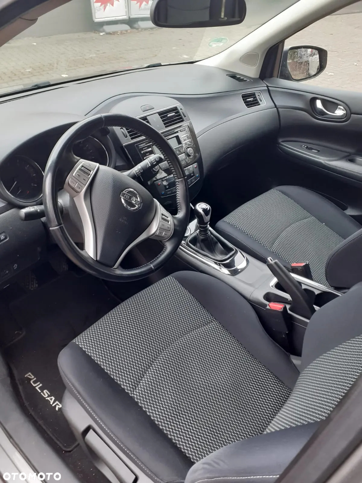 Nissan Pulsar 1.2 DIG-T Tekna - 6
