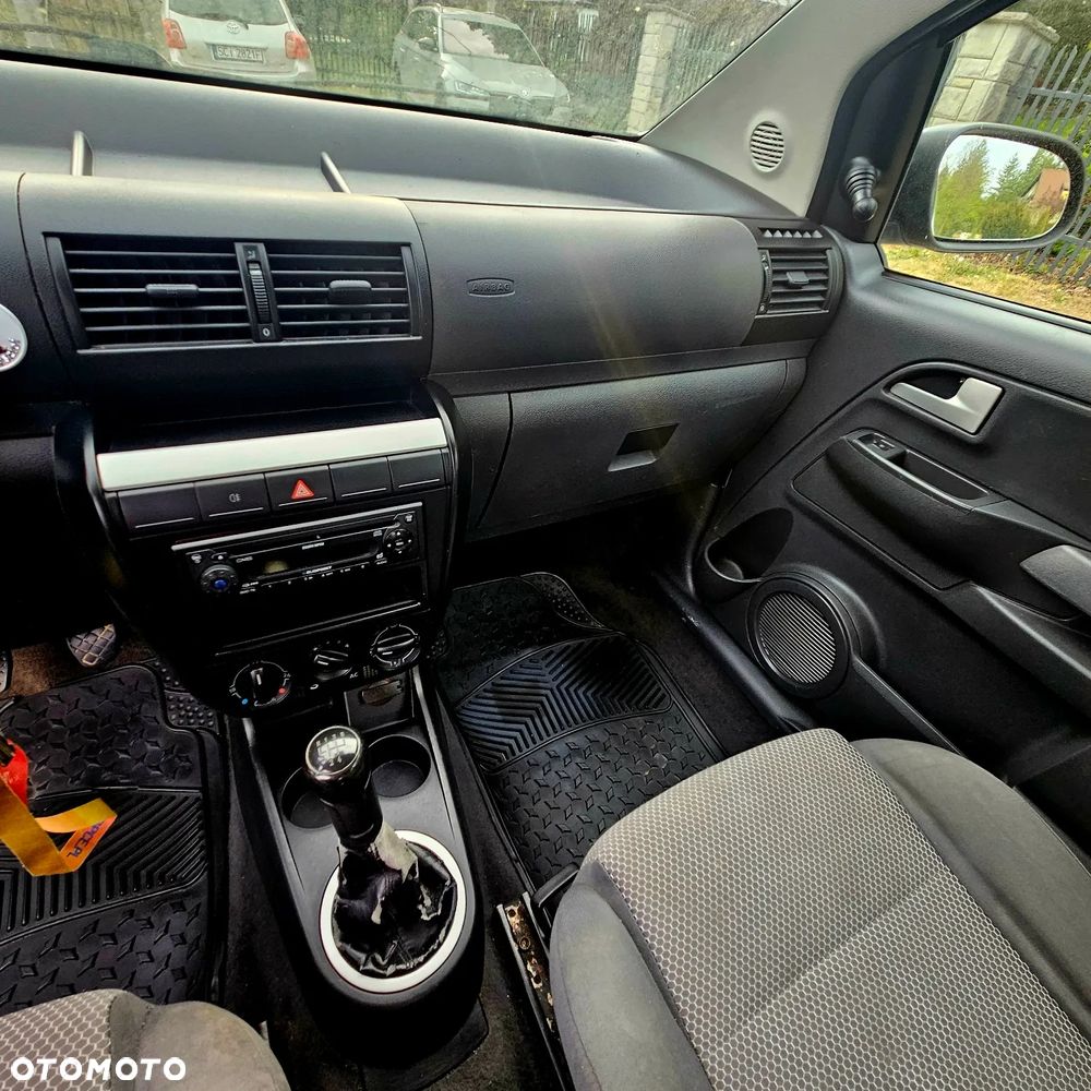 Volkswagen Fox 1.4 TDI Style - 5