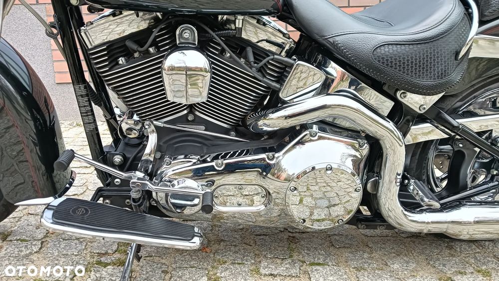 Harley-Davidson Softail Deluxe - 12