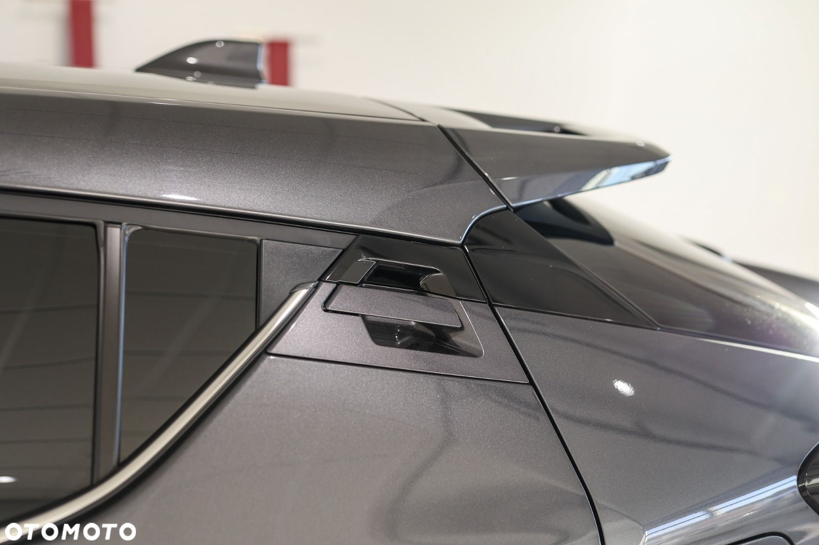 Toyota C-HR - 31