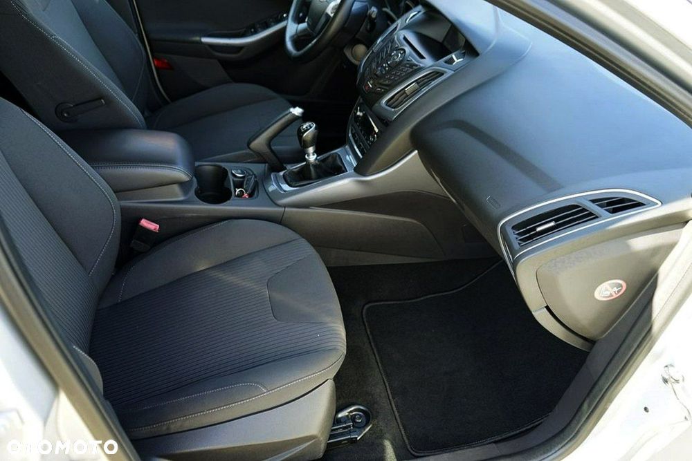 Ford Focus - 16