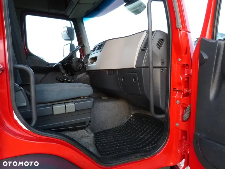 Volvo FL 240 WYWROTKA / NOWY KIPER / 3 STRONNY /  EURO 5 / DMC 18.000 KG / ŁADOWOŚĆ 10.500 KG / NA RESORACH / BLOKADA MOSTU / DŁ. 5.50 M / SUPER STAN / ZACZEP DO PRZYCZEPY - 33