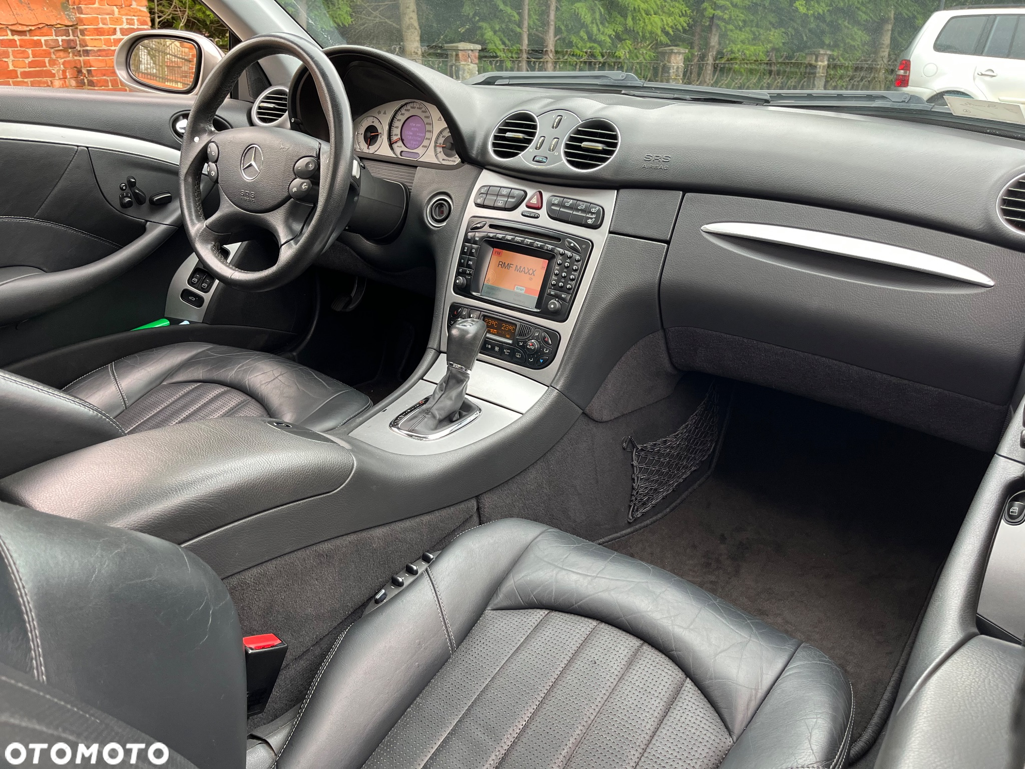 Mercedes-Benz CLK 55 AMG - 14