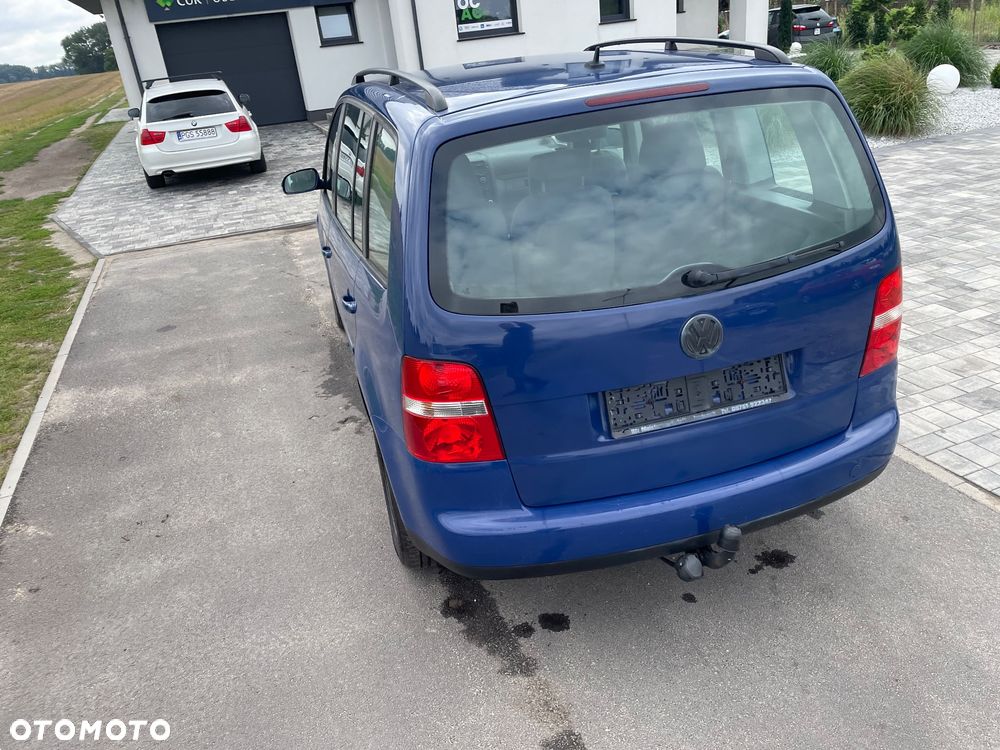 Volkswagen Touran 2.0 TDI DSG United - 16