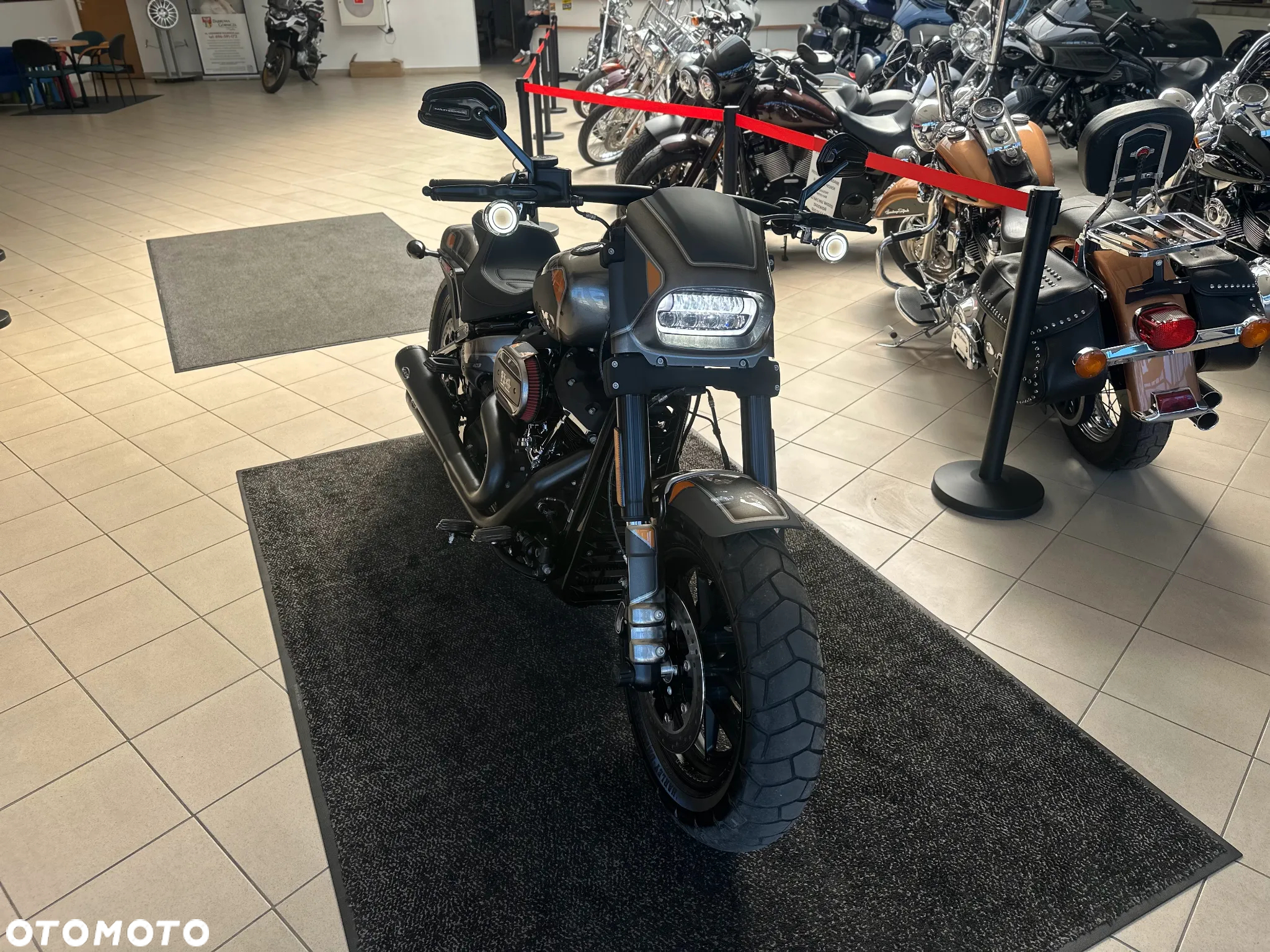Harley-Davidson Softail Fat Bob - 8