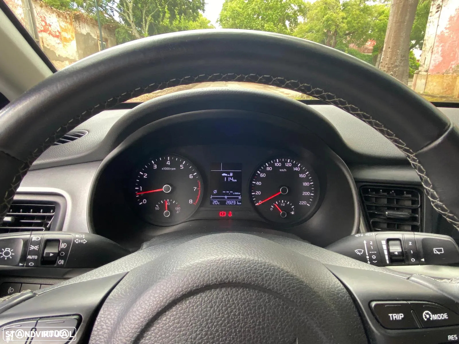 Kia Stonic 1.2 Dynamic - 14