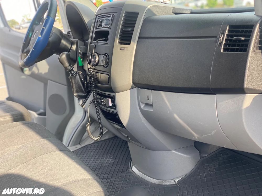 Mercedes-Benz SPRINTER - 2