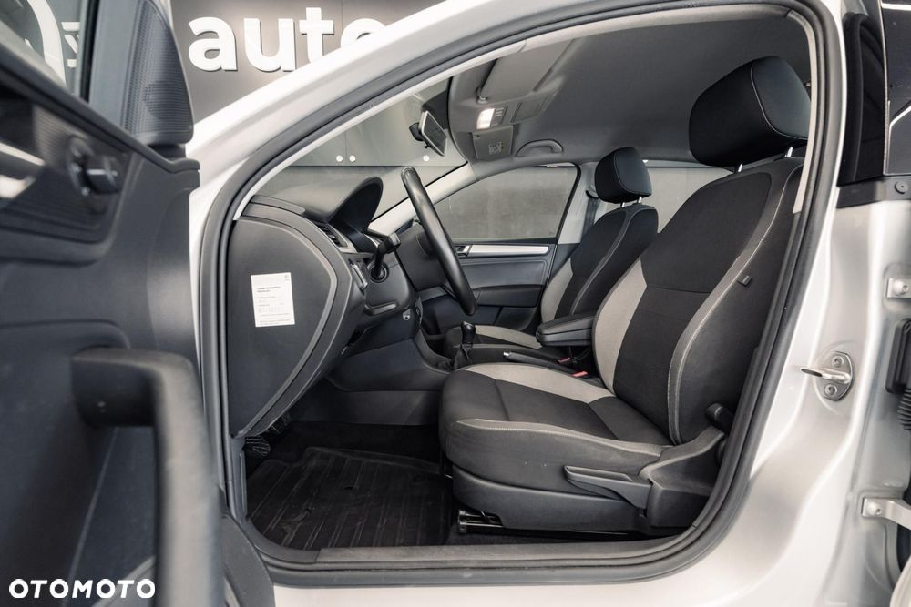Skoda RAPID 1.0 TSI Ambition - 14