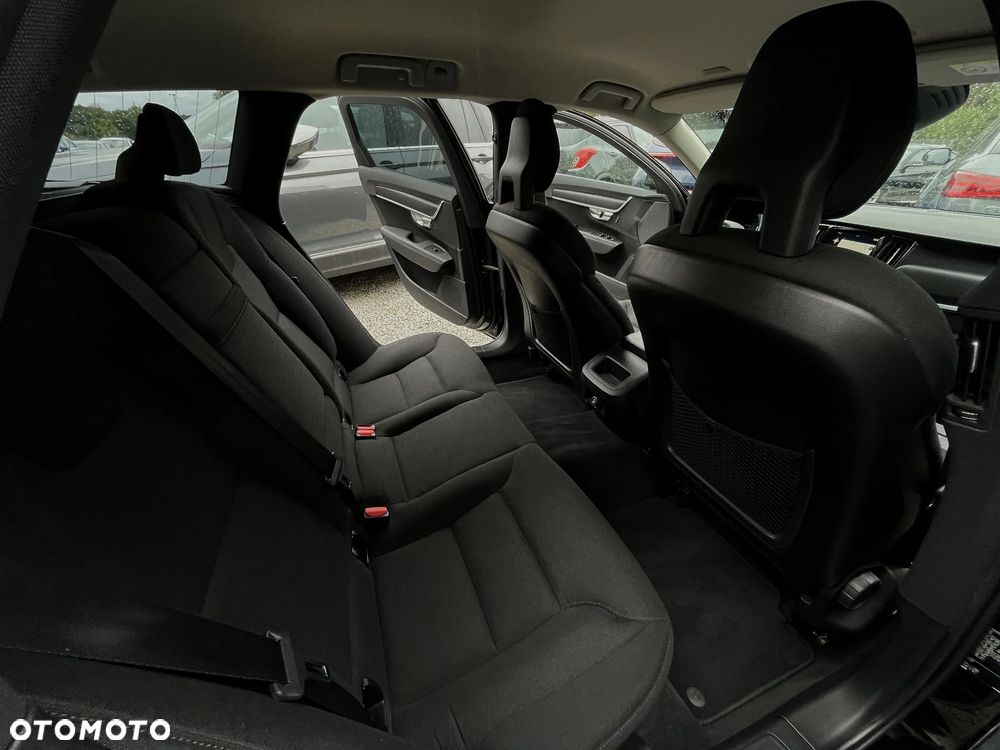 Volvo V90 D4 Geartronic Kinetic - 34