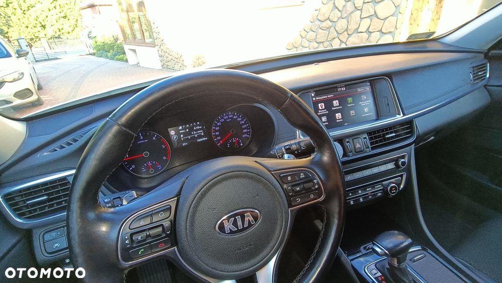 Kia Optima - 4