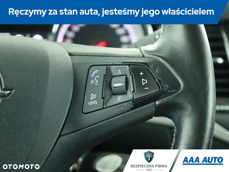 Opel Astra - 16