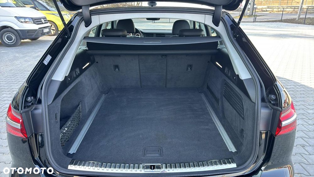 Audi A6 Avant - 33