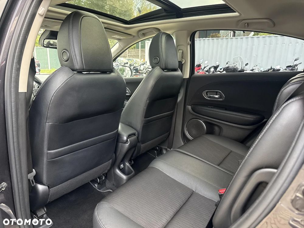 Honda HR-V 1.5 Executive (ADAS) CVT - 12