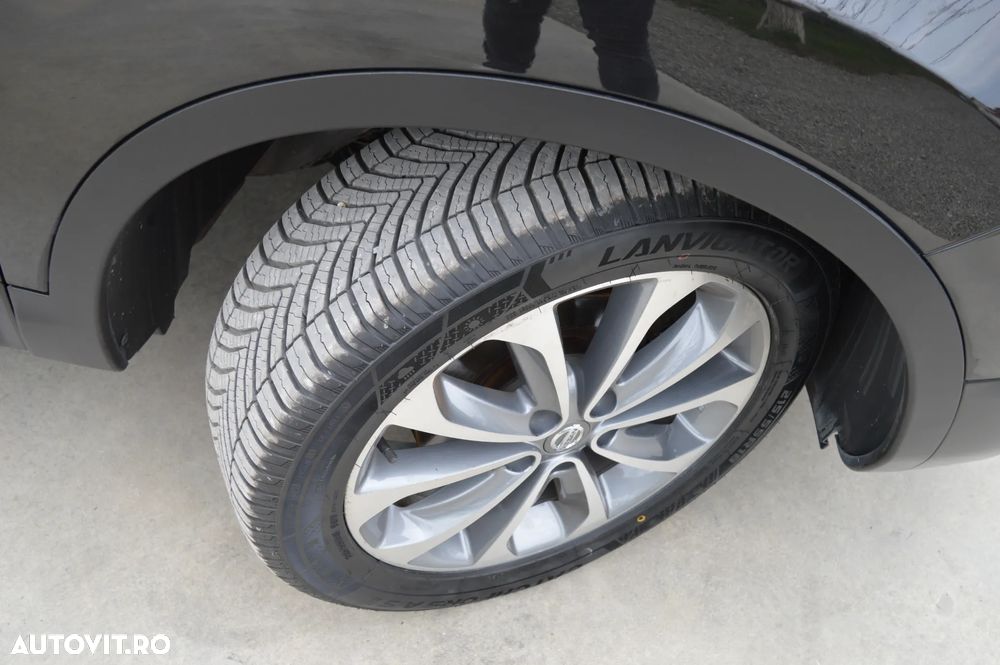 Nissan Qashqai 2.0 4 x 4 tekna - 4