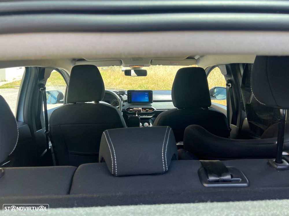 Dacia Sandero - 8