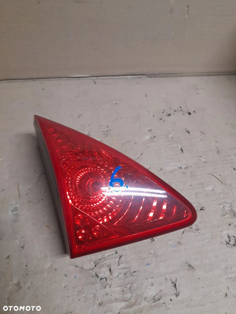 Peugeot 3008 I LAMPA KLAPY LEWA TYŁ 9683460980 - 1