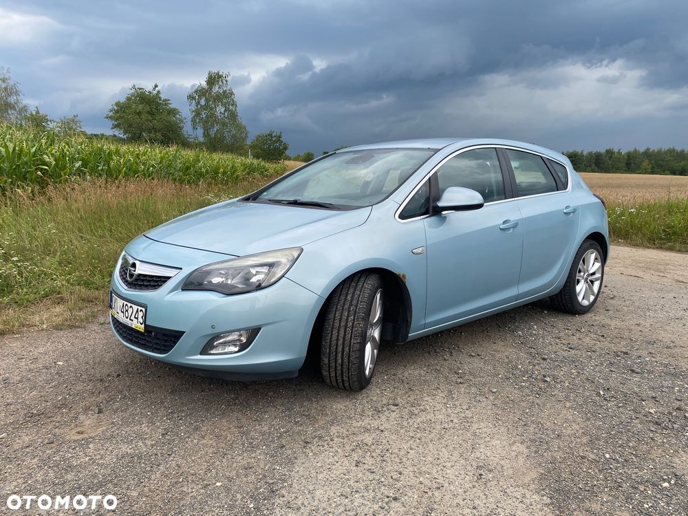 Opel Astra 1.6 T 111 - 2