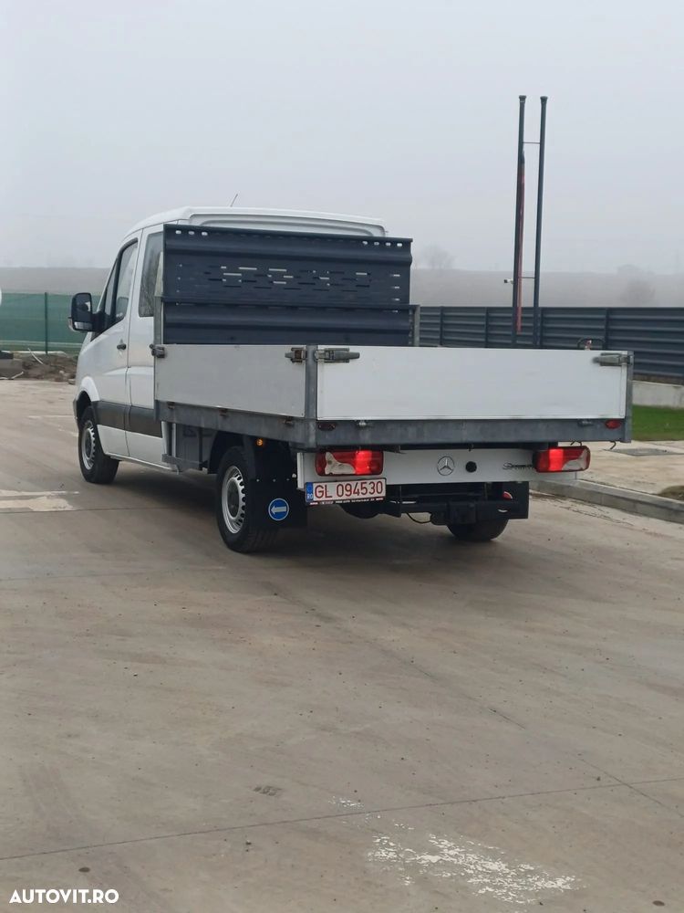 Mercedes-Benz Sprinter - 4