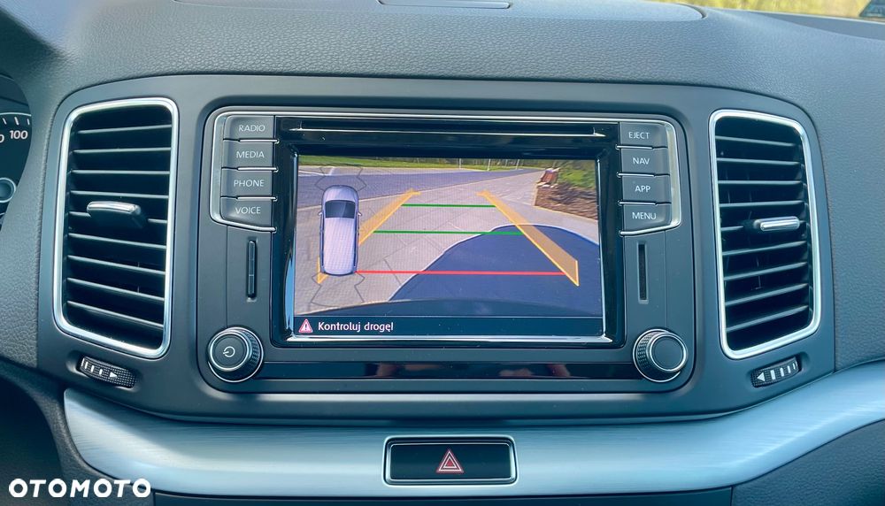 Volkswagen Sharan 1.4 TSI BMT Highline - 16