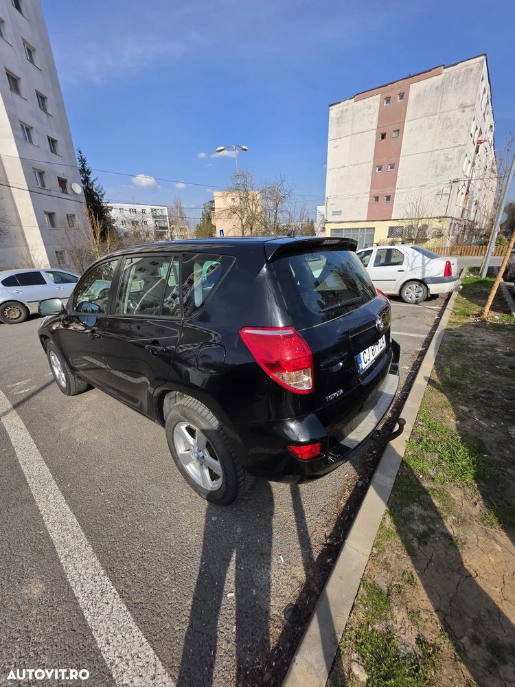 Toyota RAV4 2.2 D-4D Confort - 2