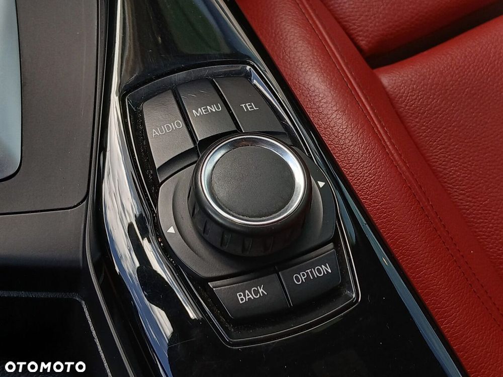 BMW Seria 1 - 27