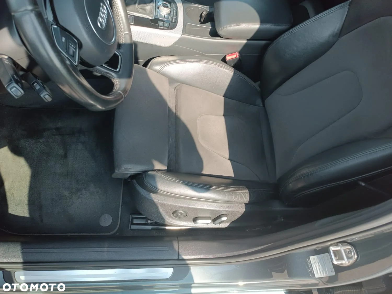 Audi A4 Avant 2.0 TDI DPF Ambiente - 18