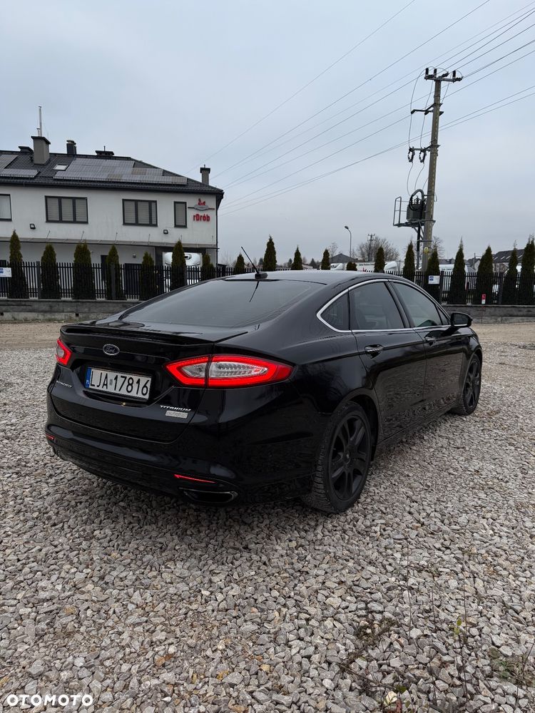 Ford Fusion 2.0 EcoBoost Titanium - 5