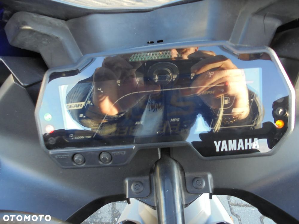 Yamaha YZF - 16