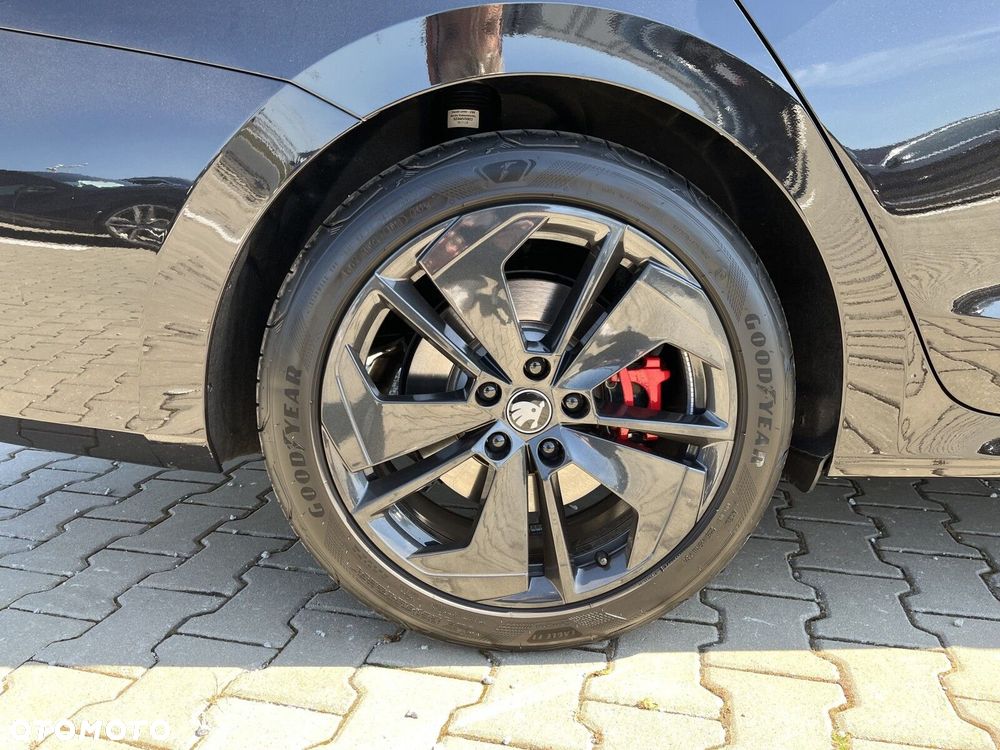 Skoda Octavia 2.0 TSI RS DSG - 20