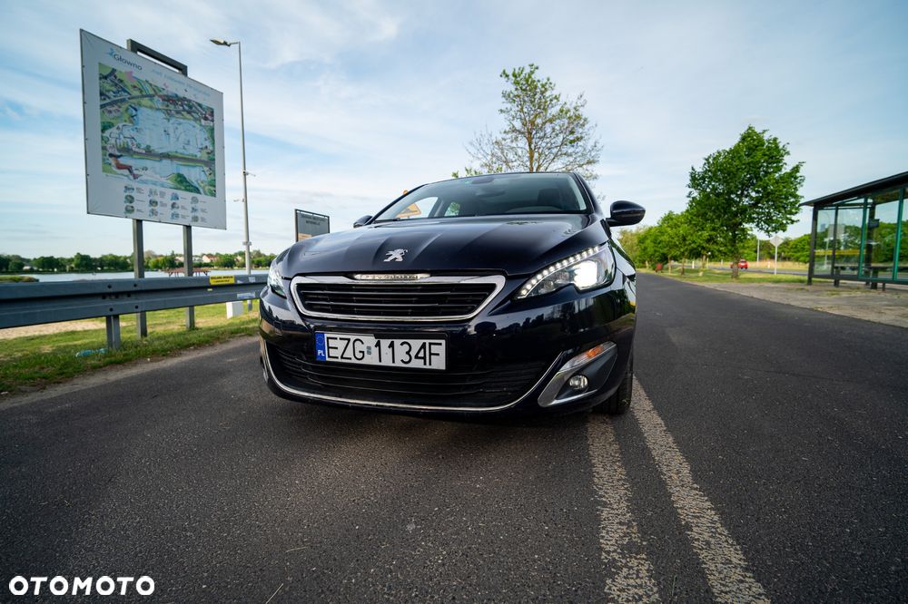 Peugeot 308 - 23